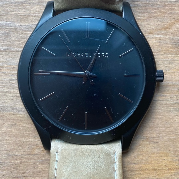 Michael Kors Watch - Picture 3 of 5